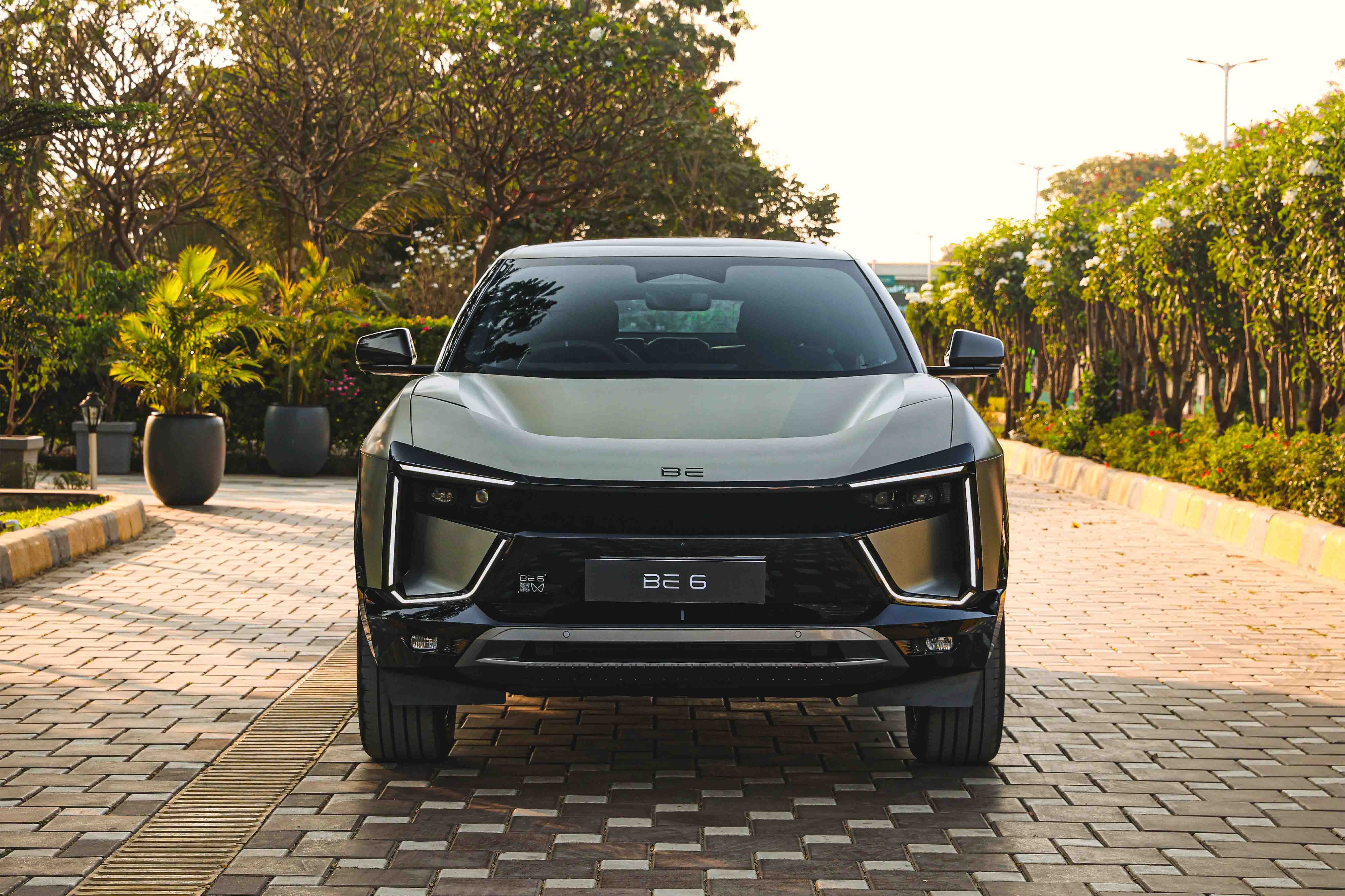 xuv3xo